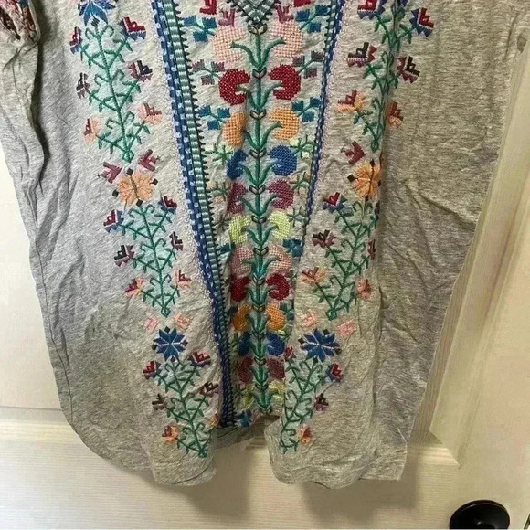 Johnny Was Womens Clover Cold-Shoulder Embroidered Blouse Sz XS - Picture 2 of 7